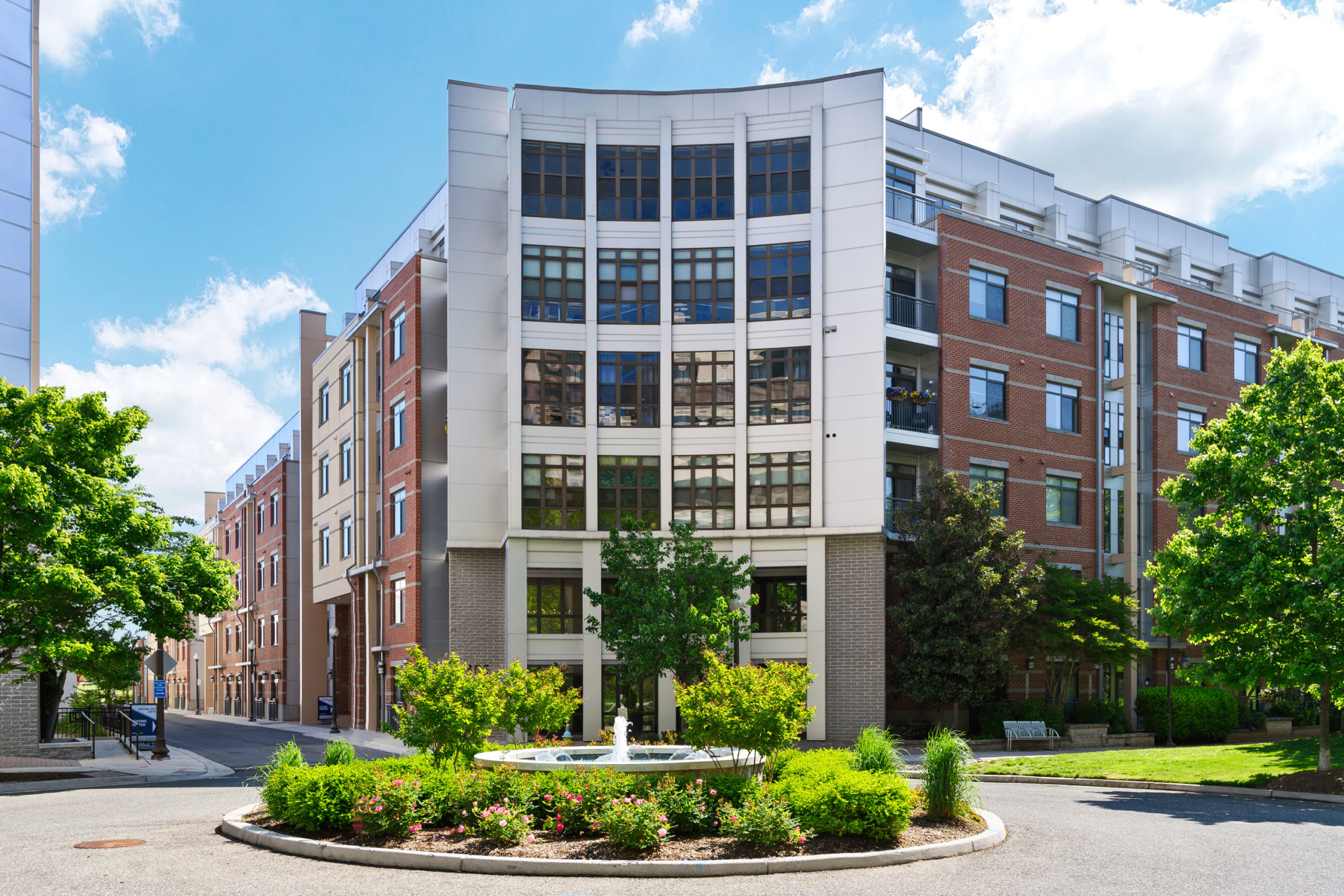 Crystal City Lofts | Modern Loft Apartments in Crystal City Arlington VA